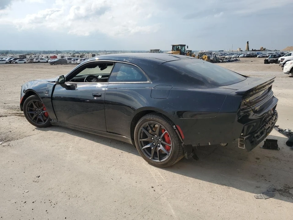 2024 Dodge Charger 8th Gen - Image 3 of 12