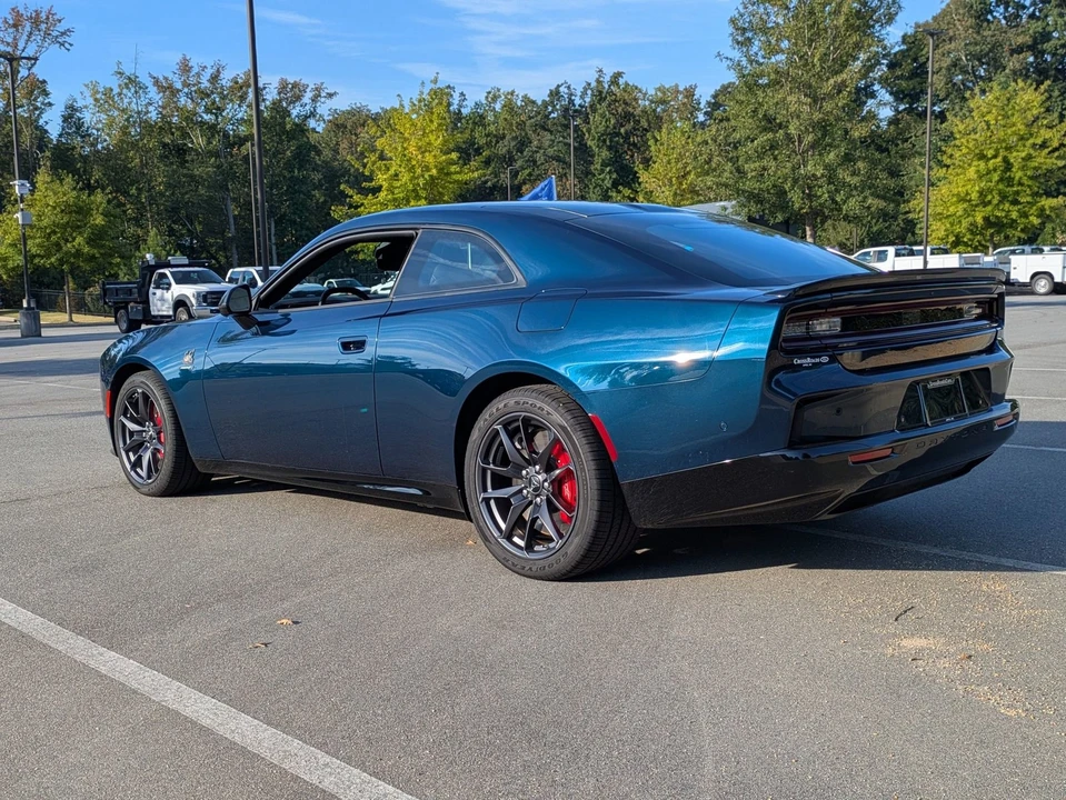 2024 Dodge Charger 8th Gen - Image 6 of 21