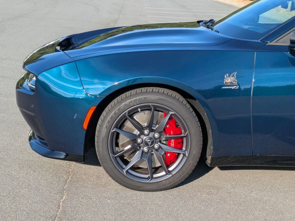 2024 Dodge Charger 8th Gen - Image 11 of 12