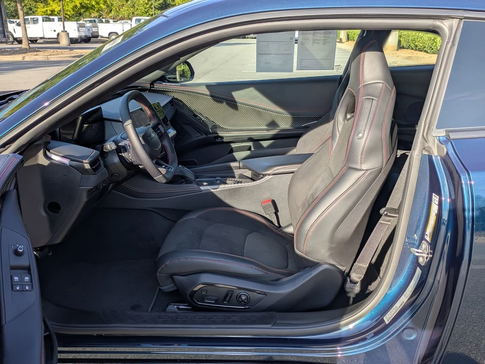 2024 Dodge Charger 8th Gen - Image 13 of 21