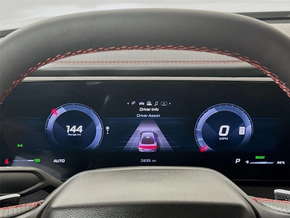 2024 Dodge Charger 8th Gen - Image 15 of 21