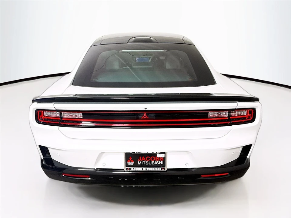 2024 Dodge Charger 8th Gen - Image 7 of 21