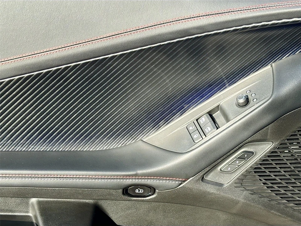 2024 Dodge Charger 8th Gen - Image 18 of 21