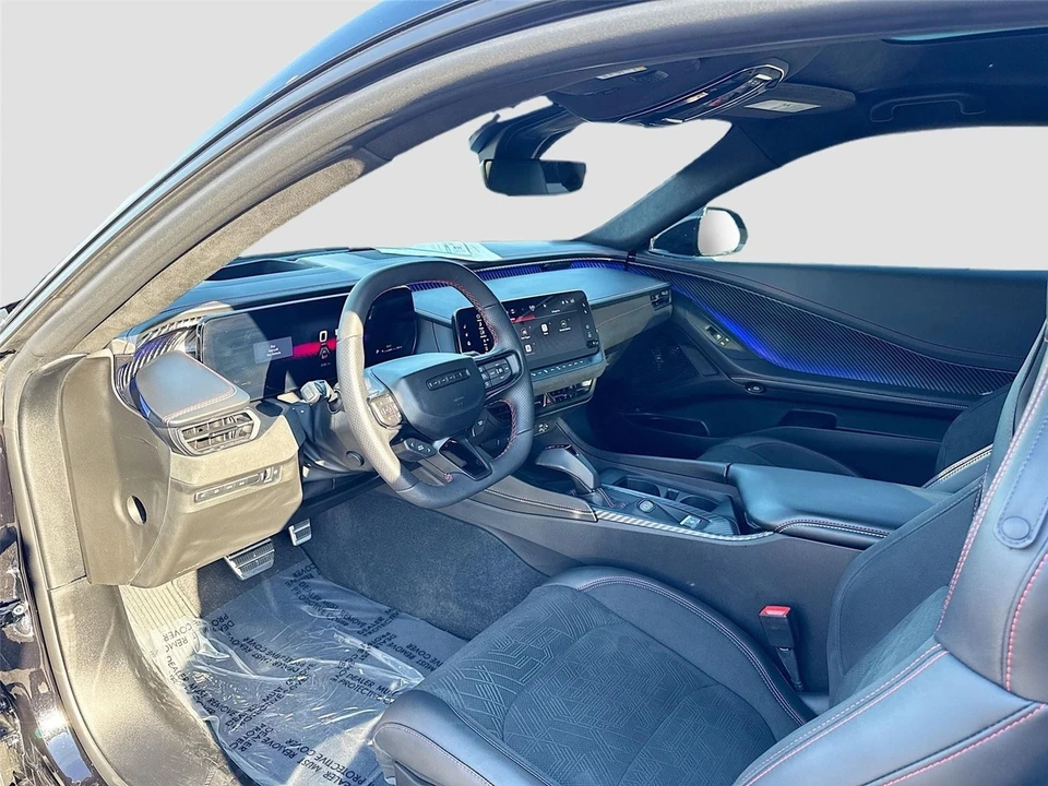 2024 Dodge Charger 8th Gen - Image 9 of 21