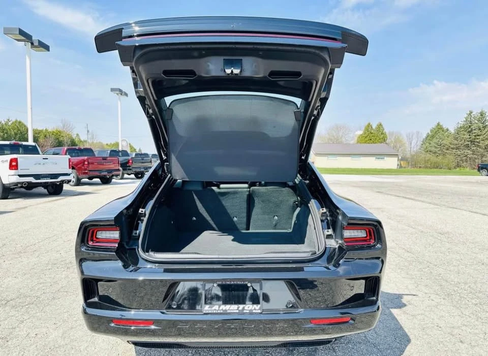2024 Dodge Charger Daytona 8th Gen - Image 12 of 15
