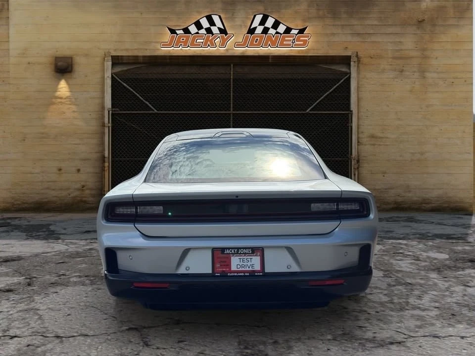 2024 Dodge Charger Daytona 8th Gen - Image 7 of 20