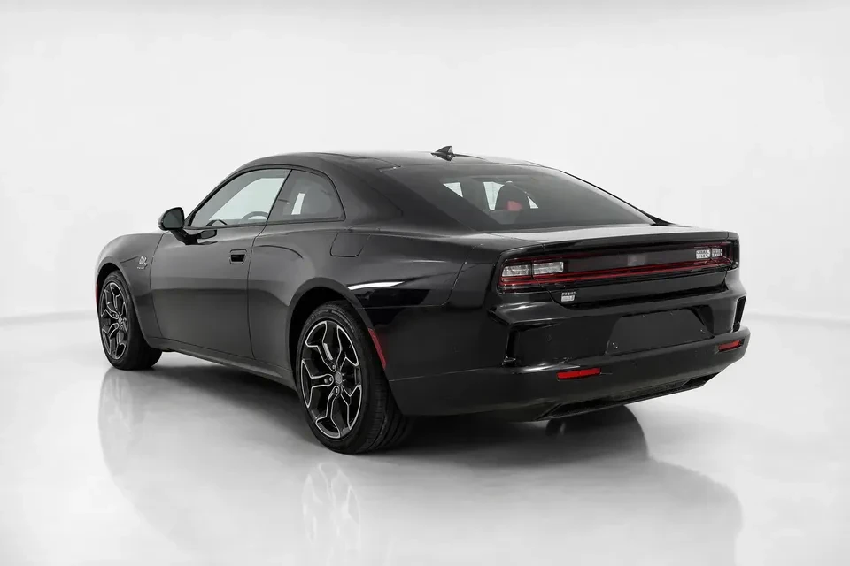 2024 Dodge Charger 8th Gen - Image 4 of 8