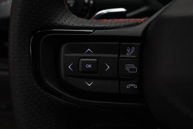 2024 Dodge Charger 8th Gen - Image 15 of 20