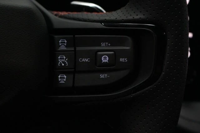2024 Dodge Charger 8th Gen - Image 16 of 20