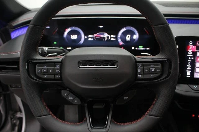 2024 Dodge Charger 8th Gen - Image 14 of 20