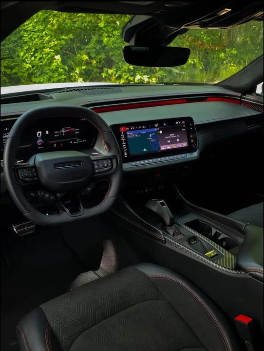 2024 Dodge Charger 8th Gen - Image 3 of 9