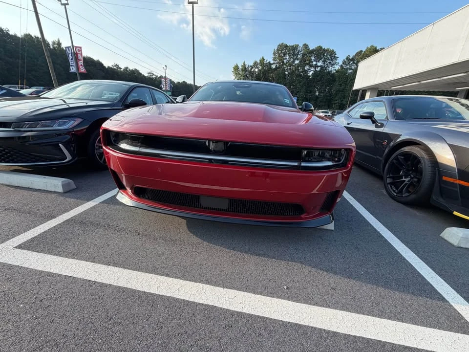2024 Dodge Charger 8th Gen - Image 2 of 7