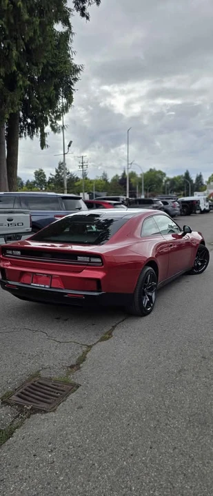 2024 Dodge Charger 8th Gen - Image 4 of 8