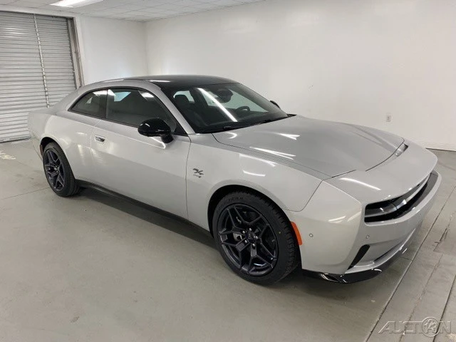 2024 Dodge Charger 8th Gen - Image 4 of 12