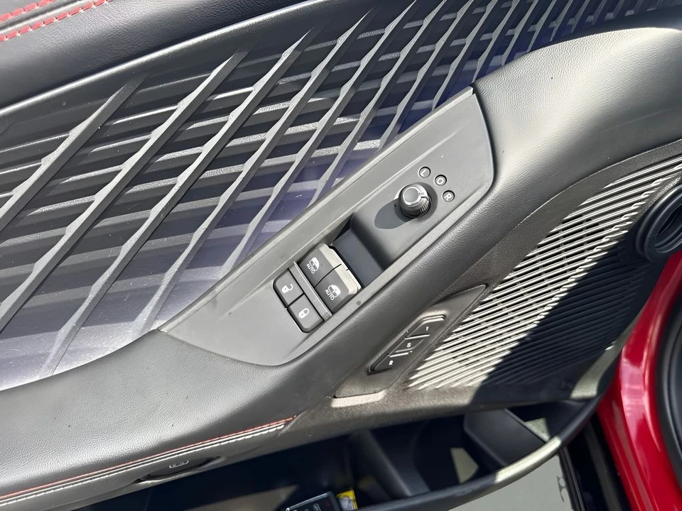 2024 Dodge Charger 8th Gen - Image 19 of 24