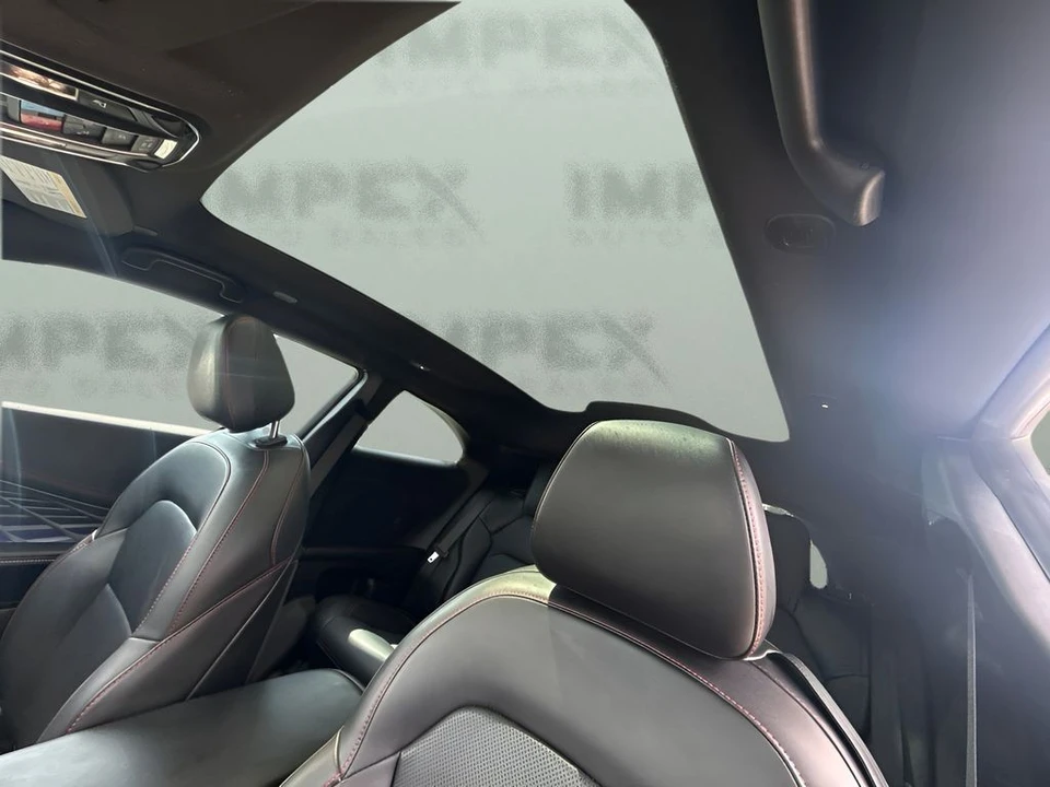 2024 Dodge Charger 8th Gen - Image 8 of 24