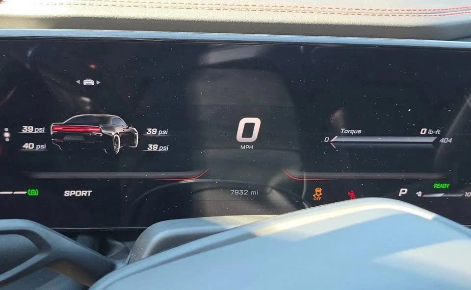 2024 Dodge Charger 8th Gen - Image 16 of 20