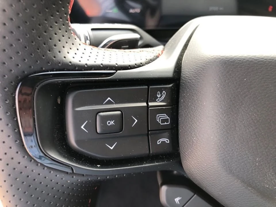 2024 Dodge Charger 8th Gen - Image 18 of 20