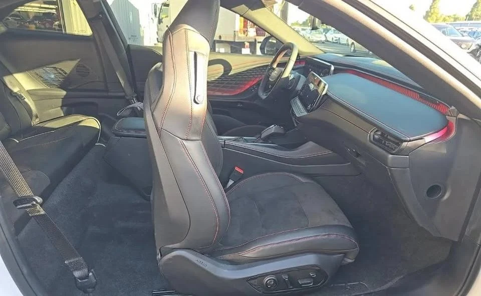 2024 Dodge Charger 8th Gen - Image 7 of 16