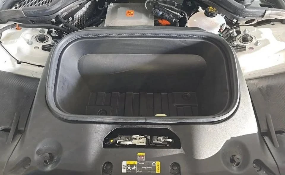 2024 Dodge Charger 8th Gen - Image 13 of 16
