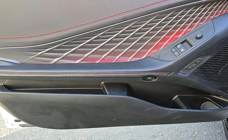 2024 Dodge Charger 8th Gen - Image 8 of 16