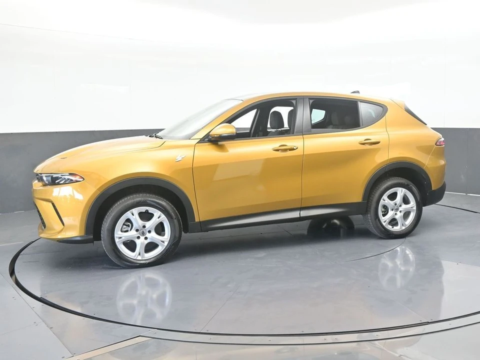 2024 Dodge Hornet - Image 2 of 12