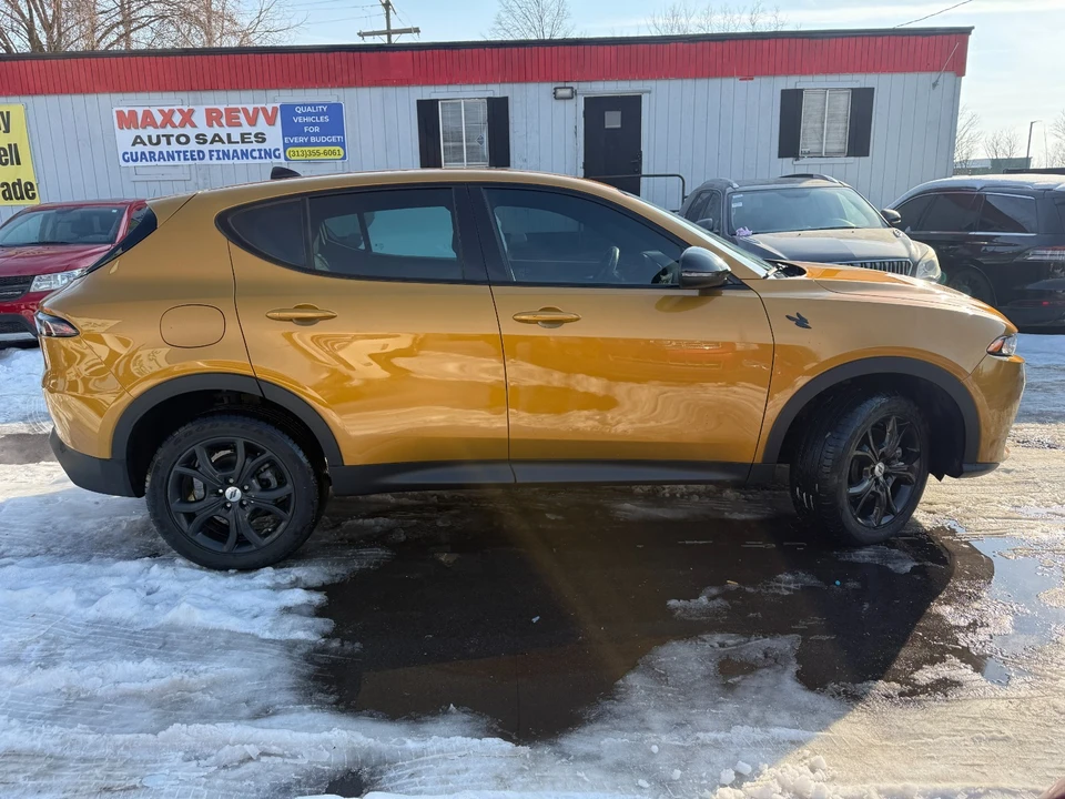 2024 Dodge Hornet - Image 7 of 20