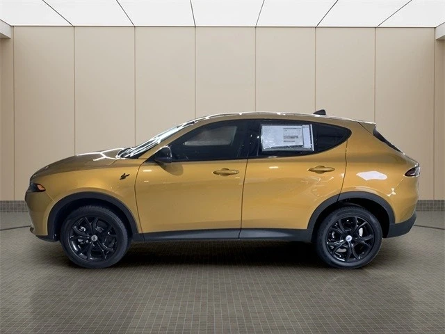 2024 Dodge Hornet - Image 2 of 12