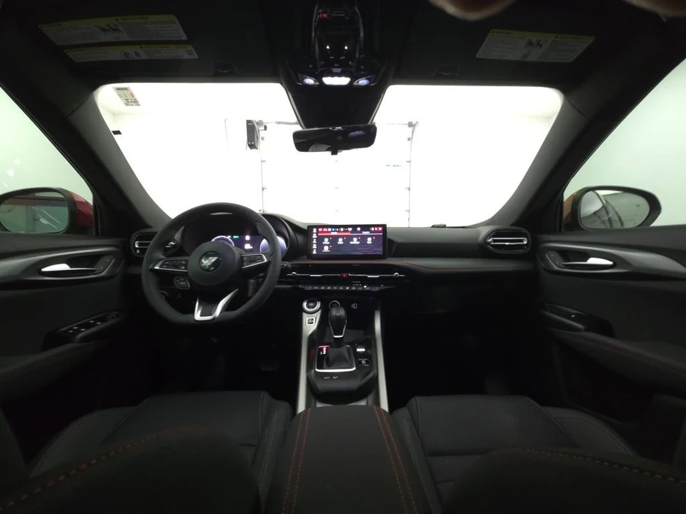 2024 Dodge Hornet - Image 2 of 12