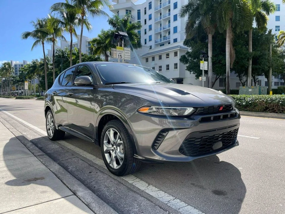 2024 Dodge Hornet - Image 2 of 12