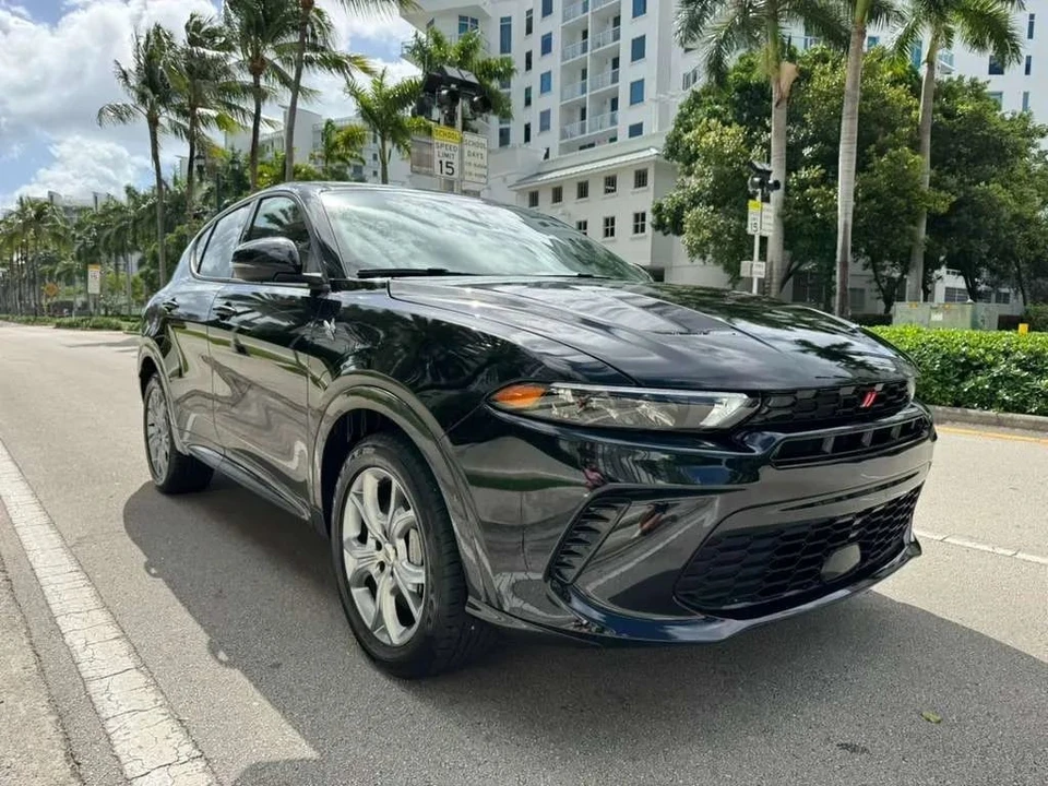 2024 Dodge Hornet - Image 2 of 12