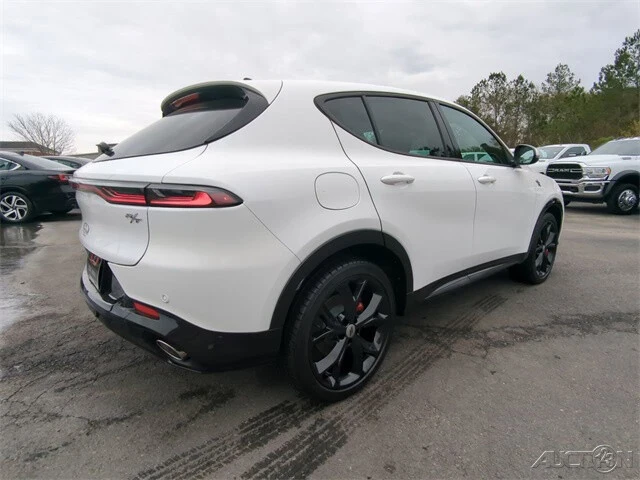 2024 Dodge Hornet - Image 4 of 12