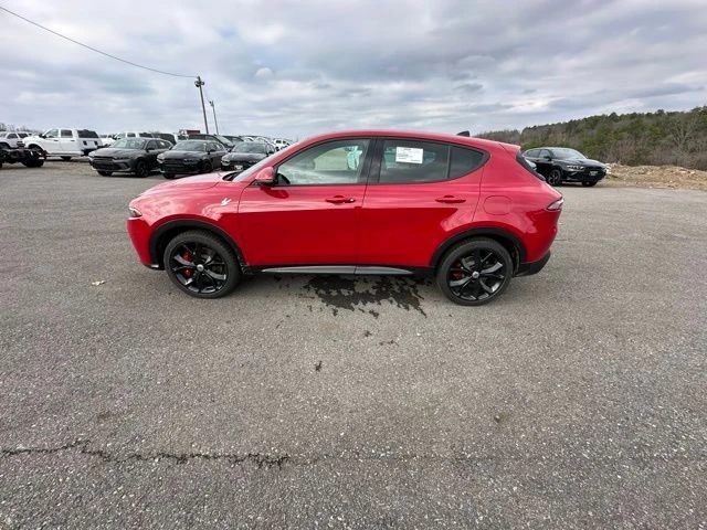 2024 Dodge Hornet - Image 2 of 12