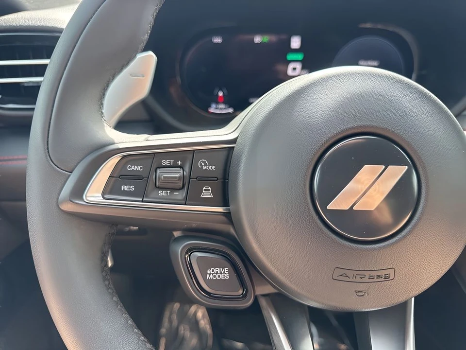 2024 Dodge Hornet - Image 13 of 31