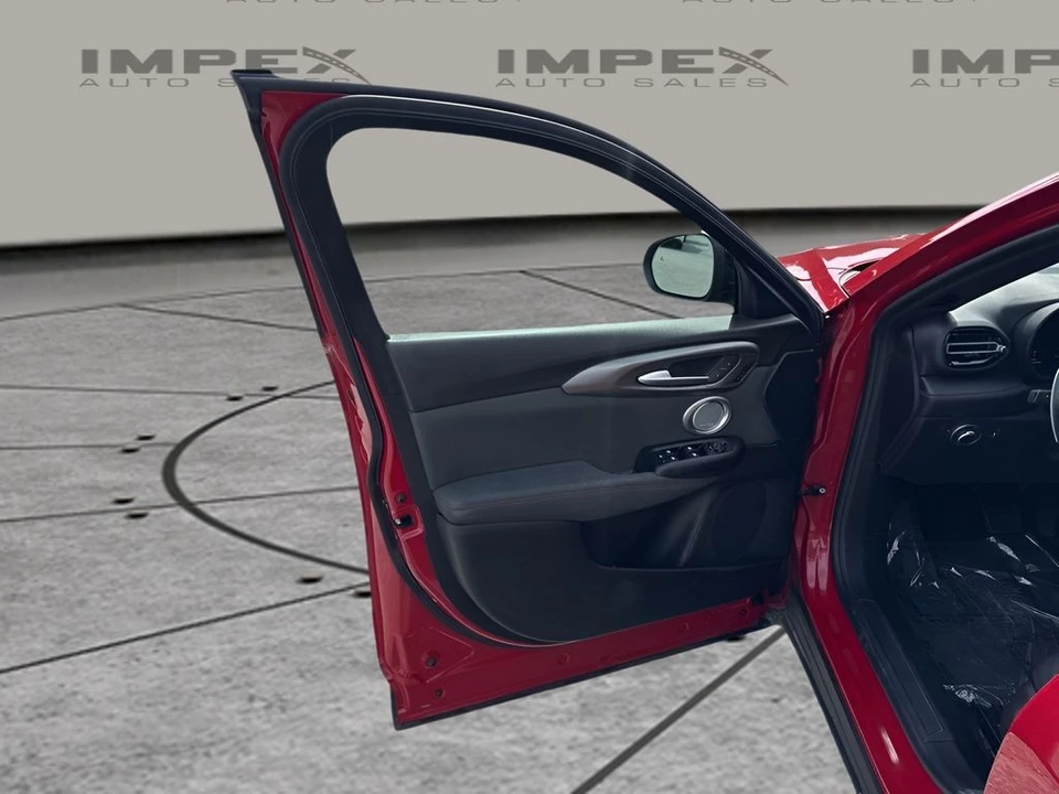2024 Dodge Hornet - Image 21 of 31