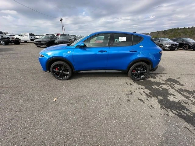 2024 Dodge Hornet - Image 2 of 12