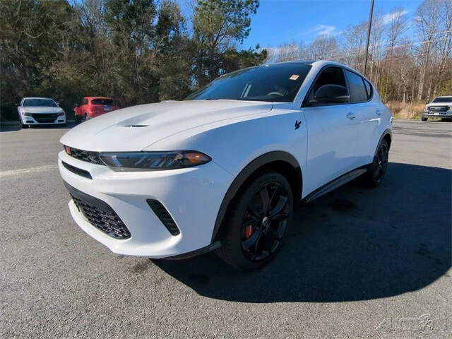2024 Dodge Hornet - Image 8 of 12