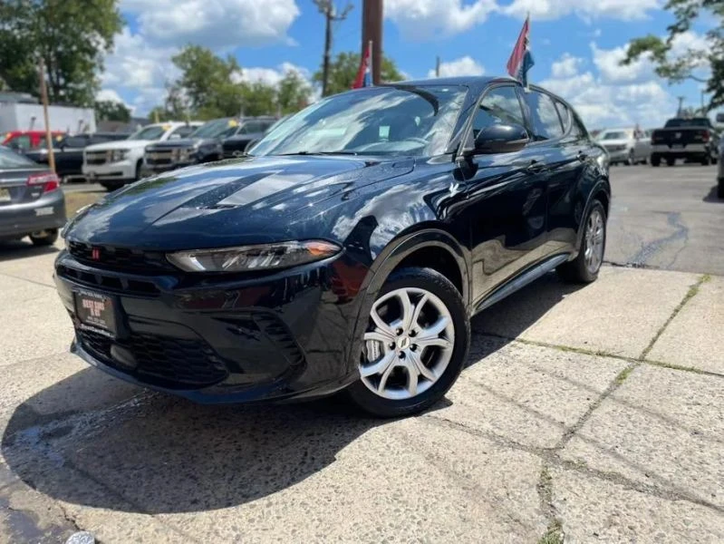 2024 Dodge Hornet - Image 2 of 12