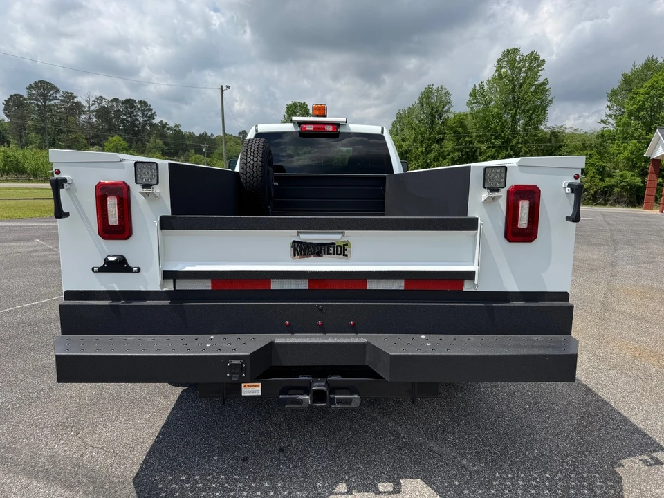 2024 Ram 3500 - Image 7 of 21
