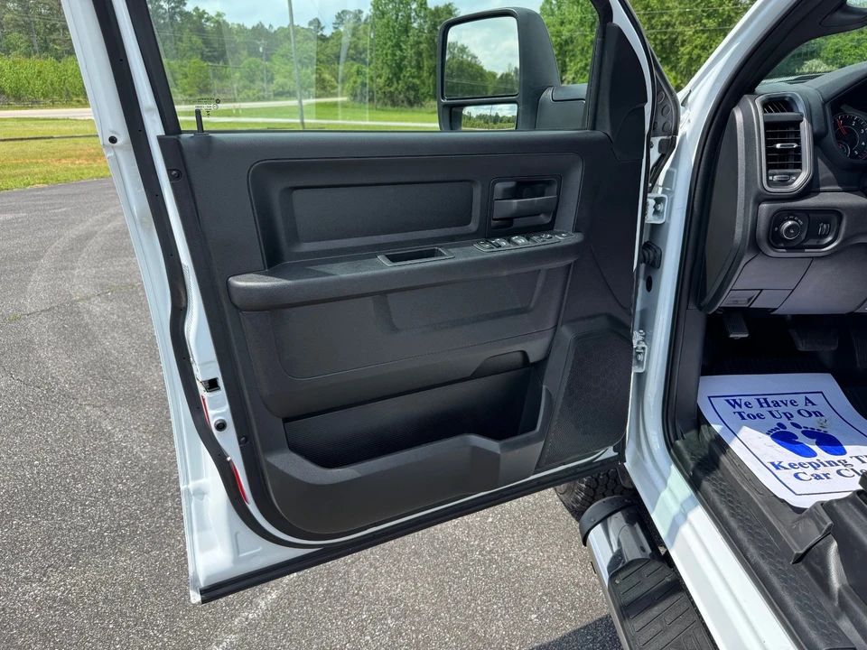 2024 Ram 3500 - Image 17 of 21