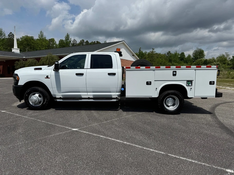 2024 Ram 3500 - Image 3 of 21