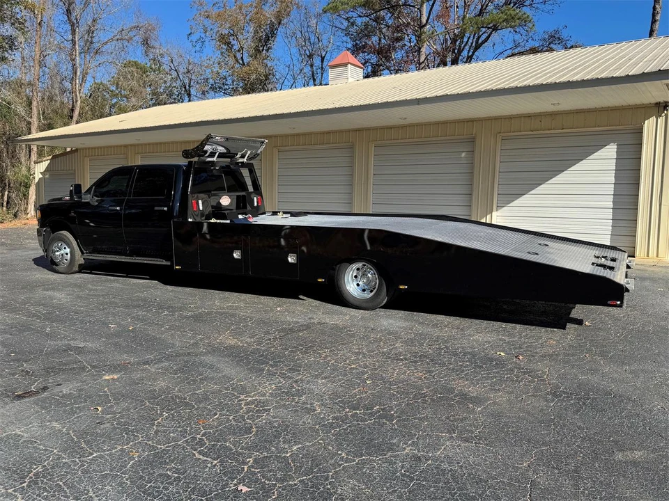 2024 Dodge Ram - Image 5 of 10