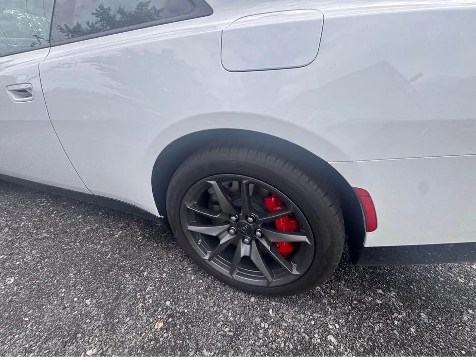 2024 Dodge Charger 8th Gen - Image 5 of 10