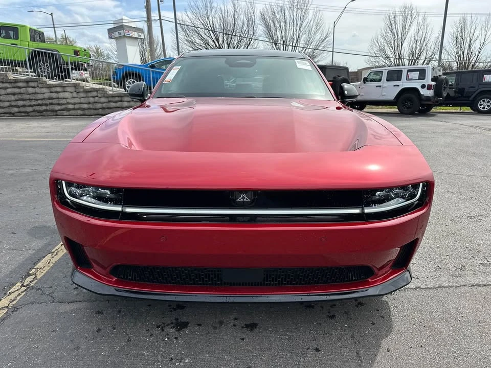 2024 Dodge Charger 8th Gen - Image 3 of 10