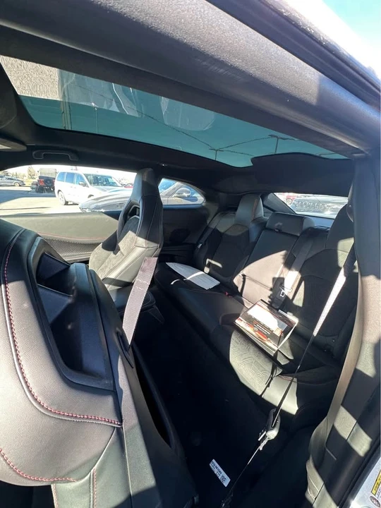 2024 Dodge Charger 8th Gen - Image 9 of 12