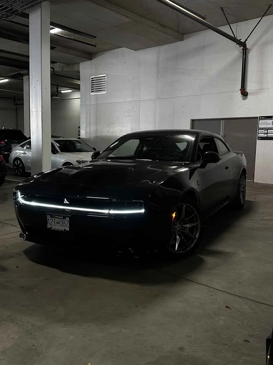 2024 Dodge Charger 8th Gen - Image 2 of 4