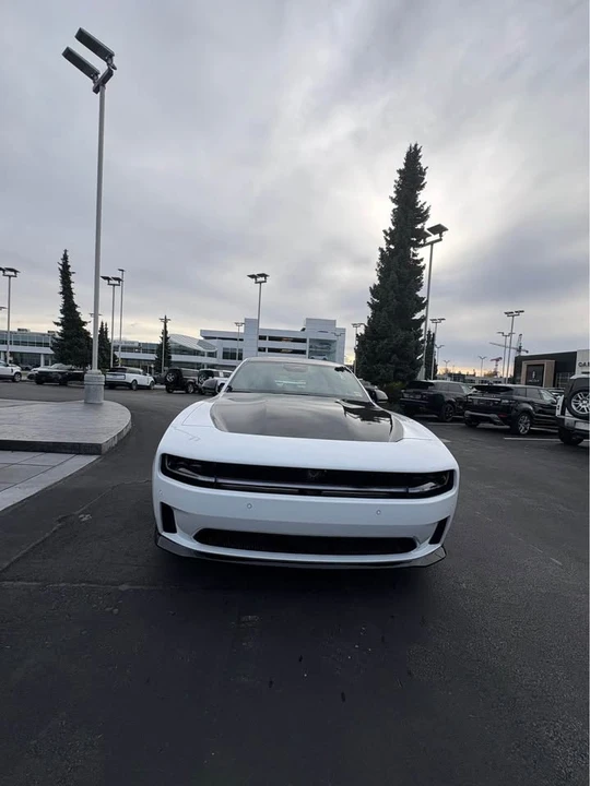 2024 Dodge Charger 8th Gen - Image 2 of 13
