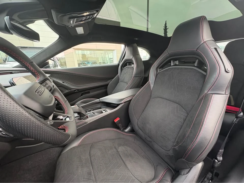 2024 Dodge Charger 8th Gen - Image 9 of 13