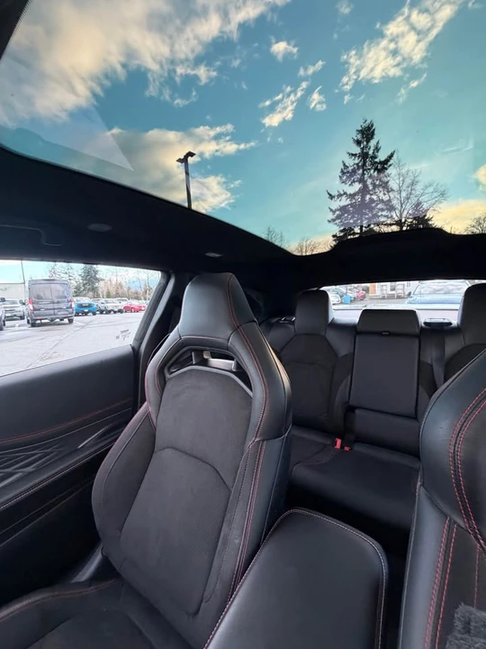 2024 Dodge Charger 8th Gen - Image 8 of 10