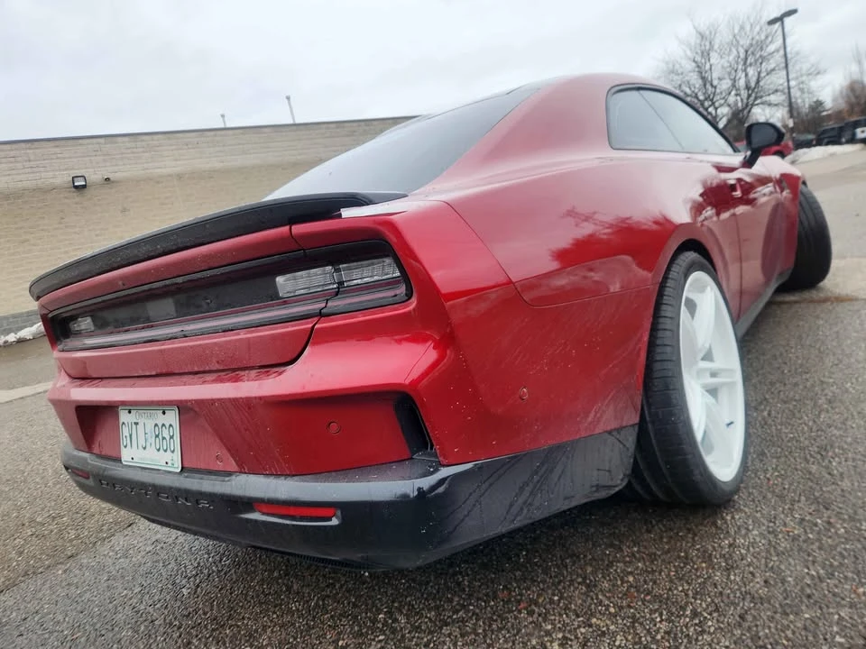 2024 Dodge Charger 8th Gen - Image 8 of 20